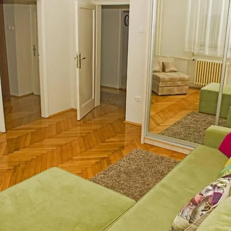 Appartamento U In Belgrado